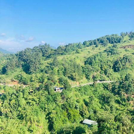 Riverbank Resort Gampola Ngoại thất bức ảnh
