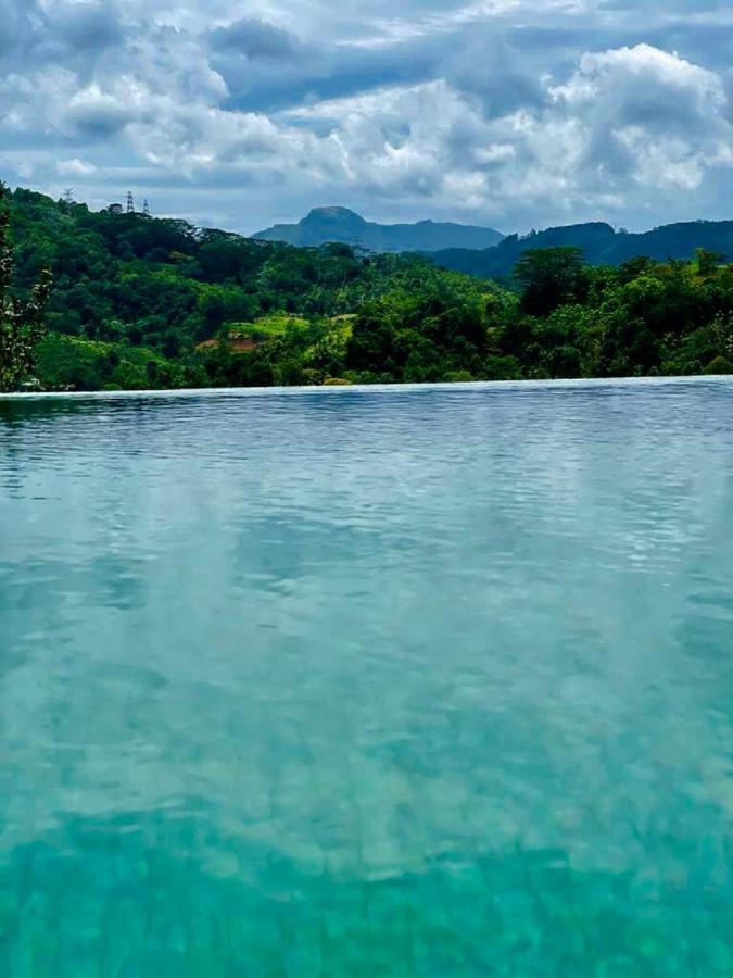 Riverbank Resort Gampola Ngoại thất bức ảnh