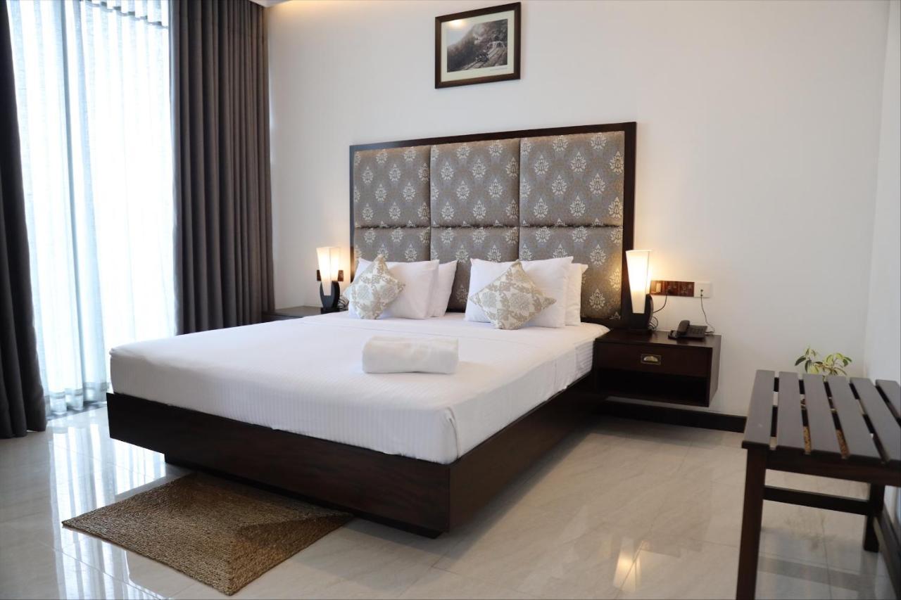 Riverbank Resort Gampola Ngoại thất bức ảnh