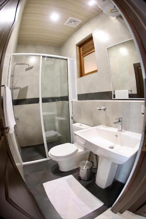 Riverbank Resort Gampola Ngoại thất bức ảnh