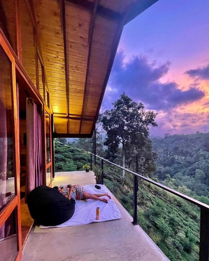 Riverbank Resort Gampola Ngoại thất bức ảnh
