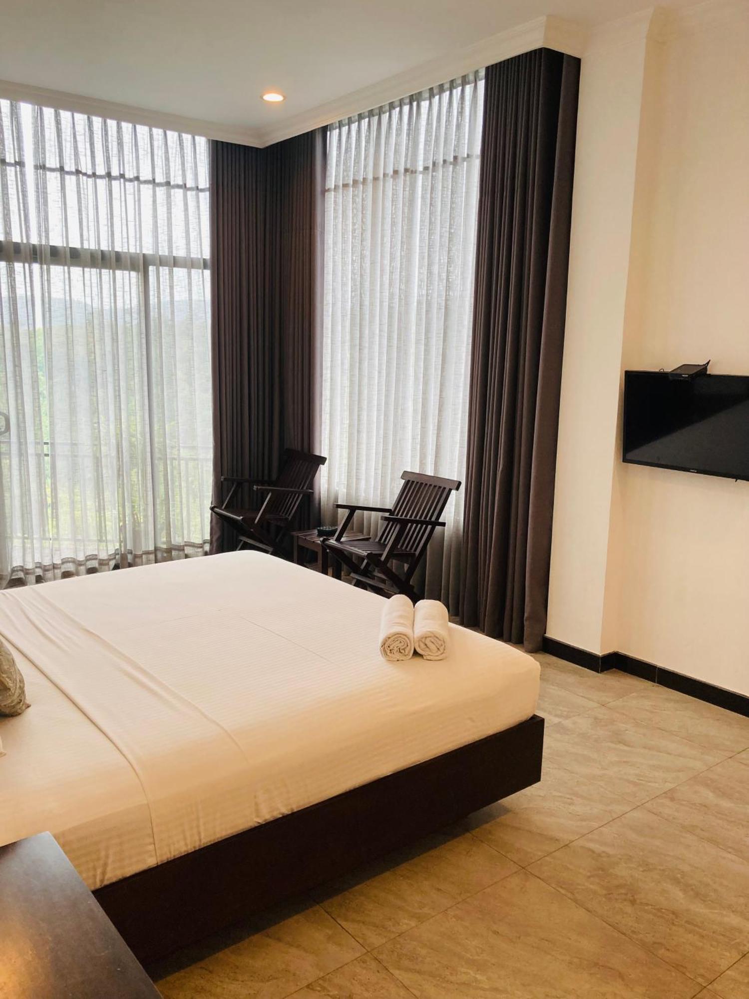 Riverbank Resort Gampola Ngoại thất bức ảnh