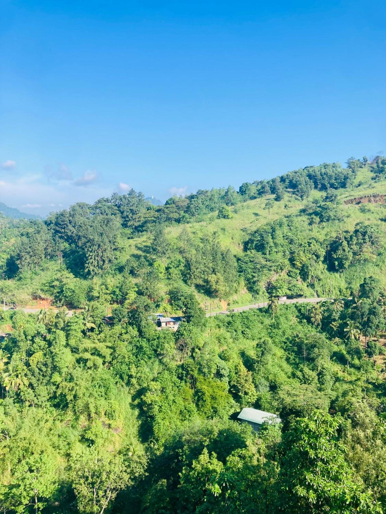 Riverbank Resort Gampola Ngoại thất bức ảnh