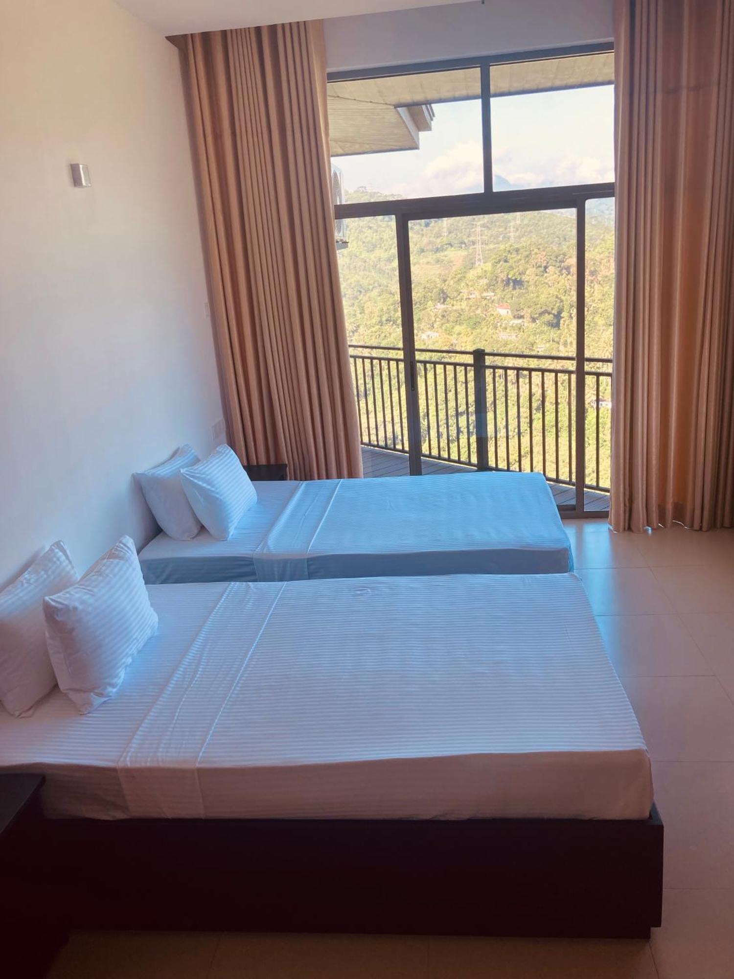 Riverbank Resort Gampola Ngoại thất bức ảnh